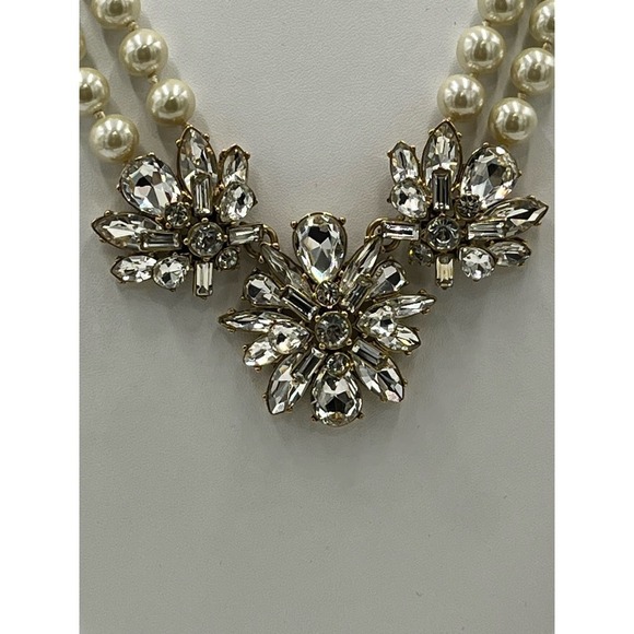 J. Crew Pearl and Rhinestone Cluster
Costume hand knotted Statement Necklace - Picture 12 of 14